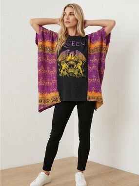 Handcrafted Upcycled Queen Kantha Tunic NWT One Size